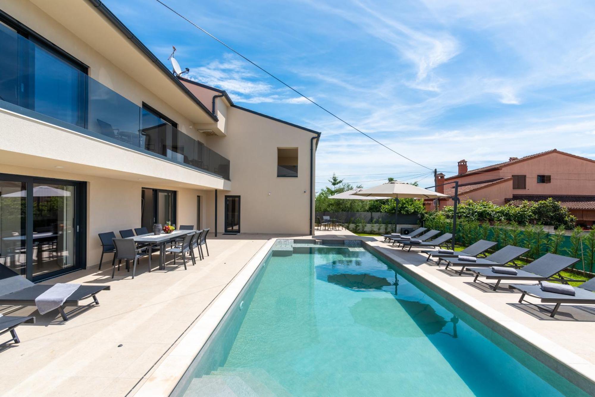 Domenica Medelina 5. Center, Pool, Jacuzzi, Sauna *
